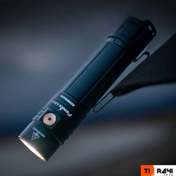 Фонарь ручной Fenix LD31R Renegade LD31RR фото