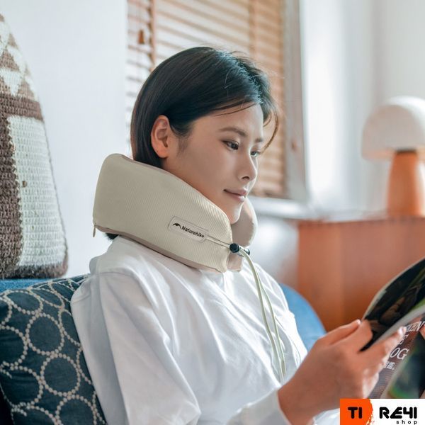 Подушка хлопковая для шеи, с памятью Naturehike CNK2450WS019, бежевая 6975641882756 фото
